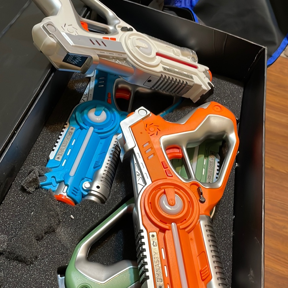 Laser tag set